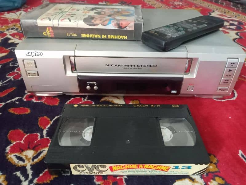 LG panasonic sony vcr ok and good condition full working 8