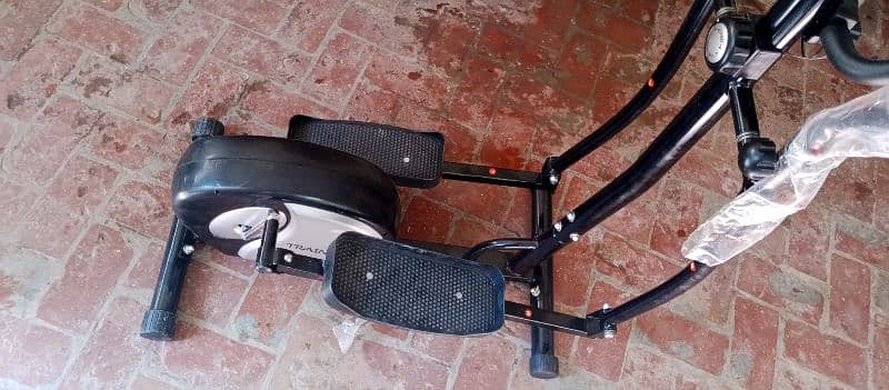 elliptical exercise cycle/exercise machine 1