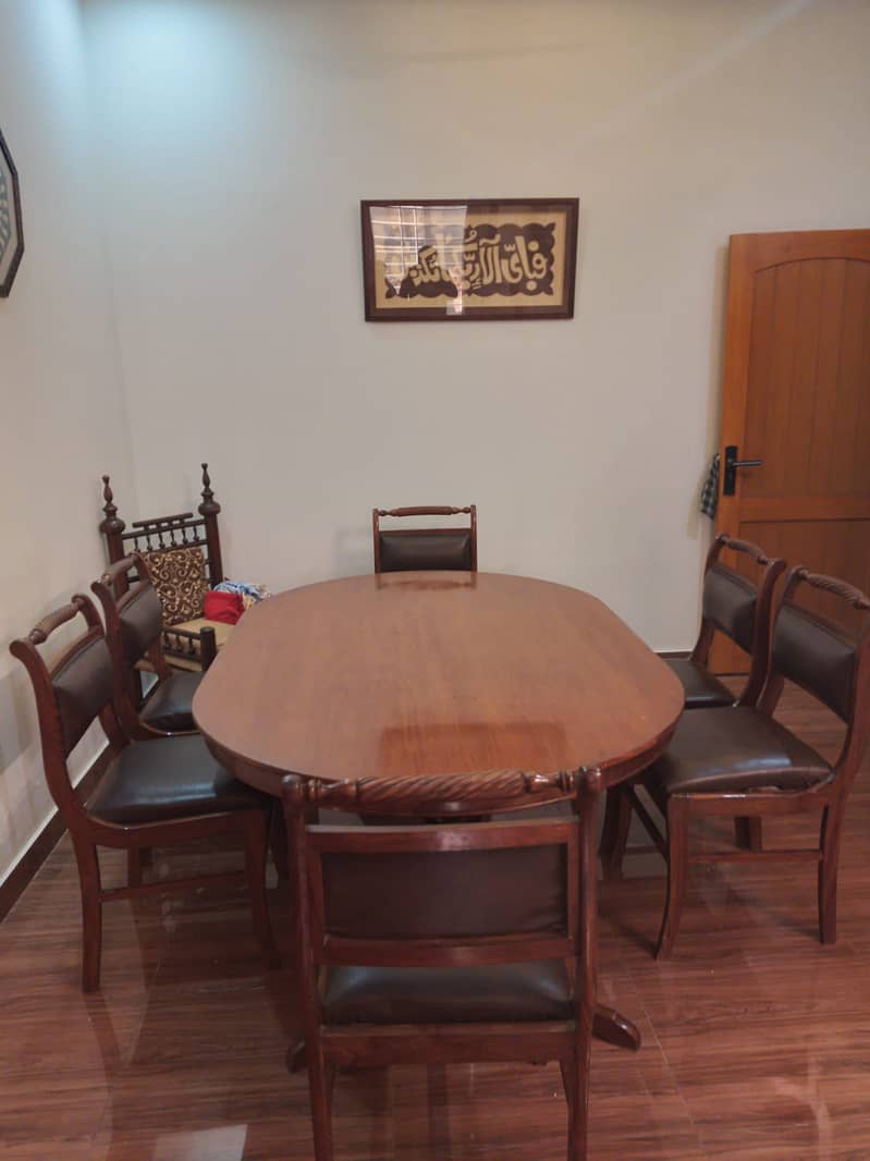 solid Wooden Dinning table for sale 2