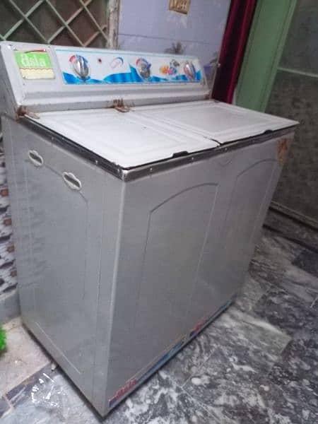 Combined Washing Machine & Dryer 2