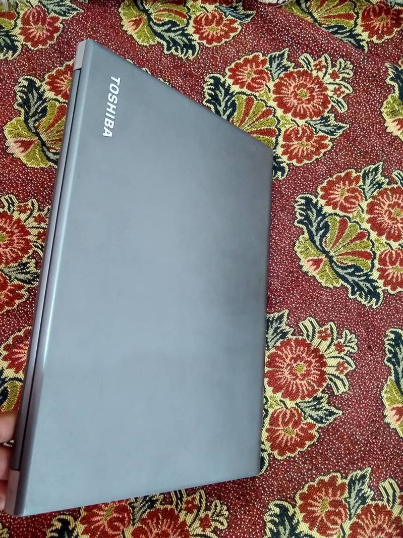 Toshiba laptop For Sale 3