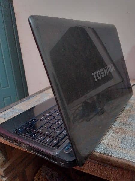 Toshiba 4th generation i5 4