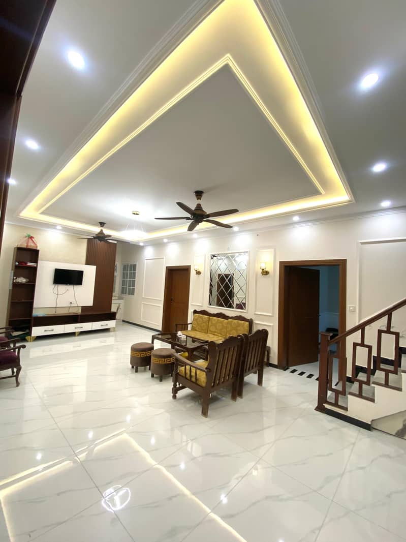 7 Marla Beautiful House for Sale in Hamza Ghous Abdullah Colony 4