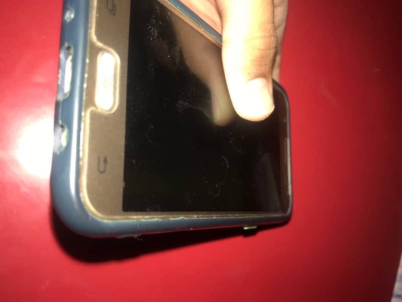 samsung j5 10/10  working condition and 9/10 overall condition 2