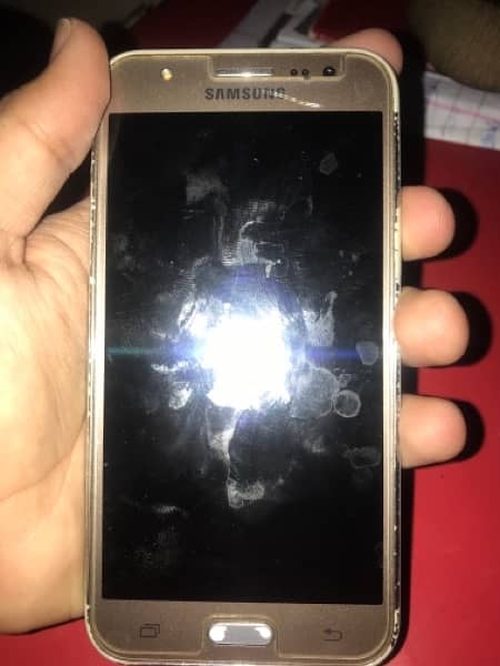 samsung j5 10/10  working condition and 9/10 overall condition 5