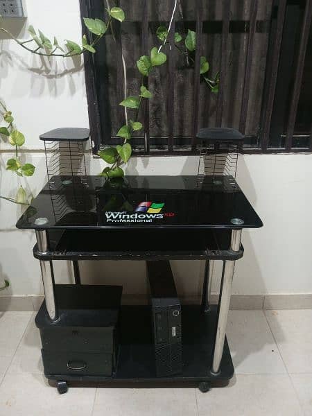 black glass windows xp Computer Table for sale 1