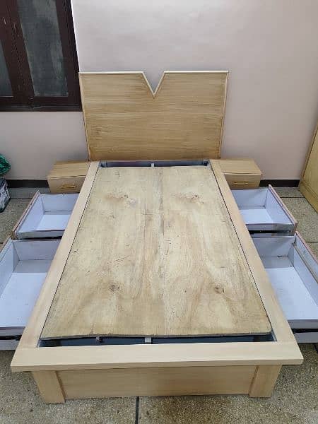 QUEEN SIZE SINGLE BED - FOR SALE 3