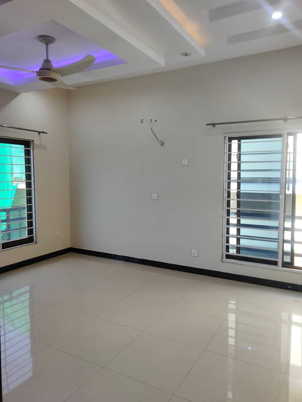 10 Marla upper portion available for rent in sector A in front of Beacon house school 18