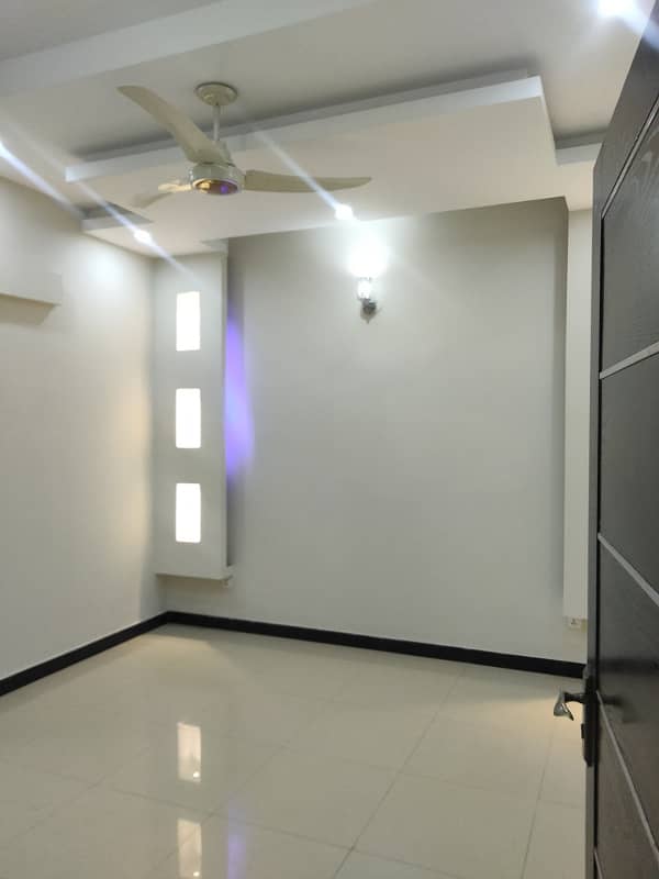 10 Marla upper portion available for rent in sector A in front of Beacon house school 21