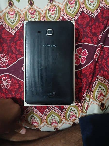 i am selling dead samsung galaxy tab A6 with box pack 1