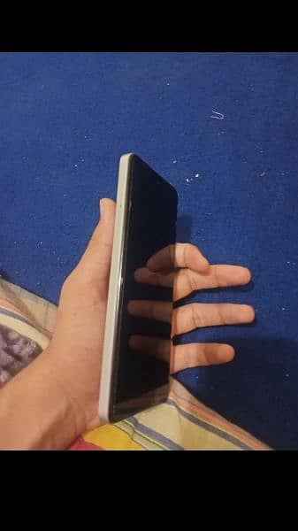 16 128 Infinix hot 30 condition 10 by 10 no scratches 1