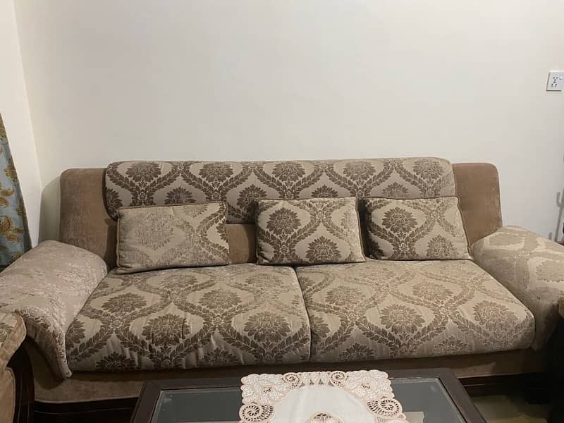 heavy material sofa for sale  due to shifting 8