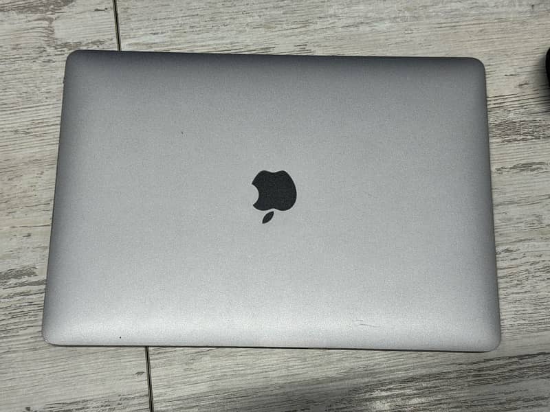 Macbook pro 2017 13 inches 3