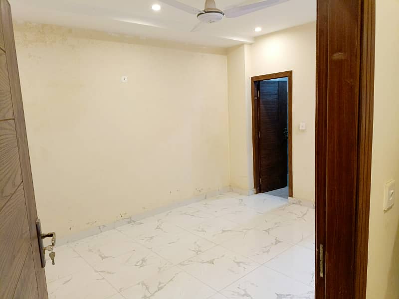VIP Upper Portion for Rent, 6 Marla House for Rent in Soan Garden Block H 0