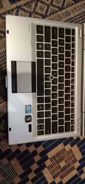 Hp laptop core i5 2generation 1