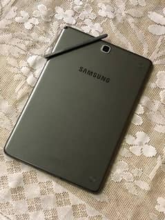 Samsung Tab A SM-P555 with S Pen Cellular 2/16GB