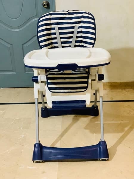 Baby high chair / dining chair tinnies 1