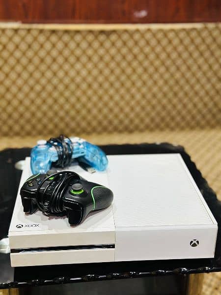 Xbox One 1TB | Two Month Used 1