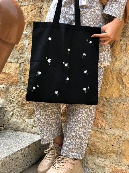 hand-painted Tote bag 0
