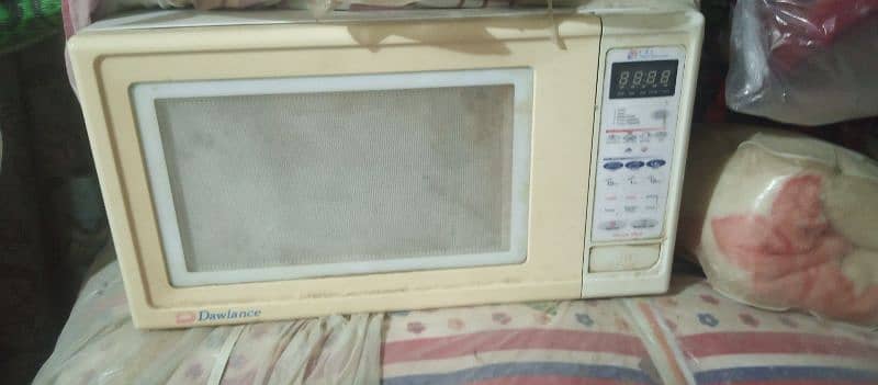 Dawlance microwave oven 52 leter 1