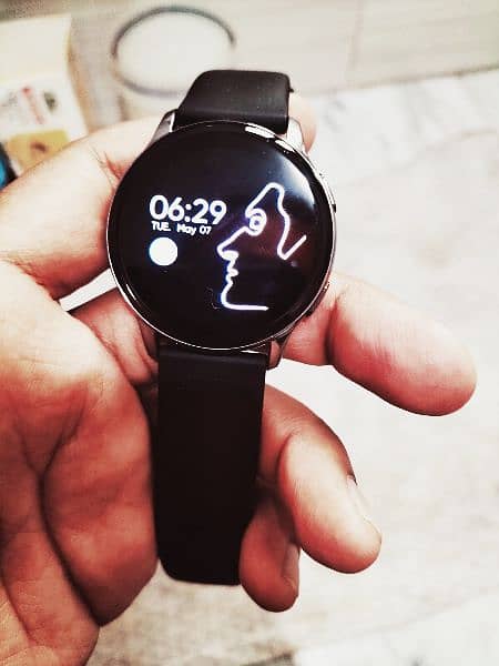 Dizo Watch R Amoled with 45mm Dial Size by Realme TechLife 2