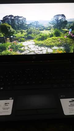 Hp laptop(macbook) AMD E1- 2100; WITH 1.00GHz graphic card 0