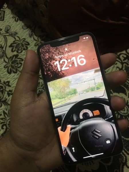 Iphone 11 pro 256gb pta approved 2