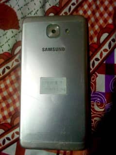 Samsung Galaxy j7 max 0