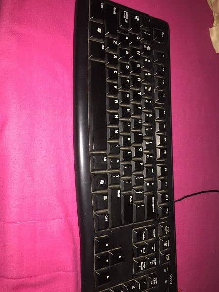 HP 705 gen2 LCD and keyboard mouse 2
