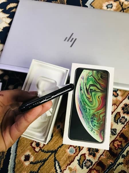 iphone Xs max 256GB Approved 0