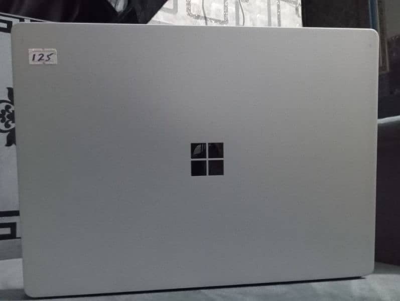Microsoft surface Laptop 2/Core i5/8Gen/1.9GHZ 0