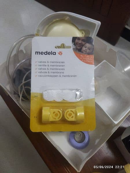 Medala Single Swing Electric Breast Pump 3