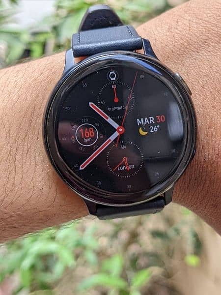 Samsung Galaxy Watch Active 2 44mm smartwatch 5