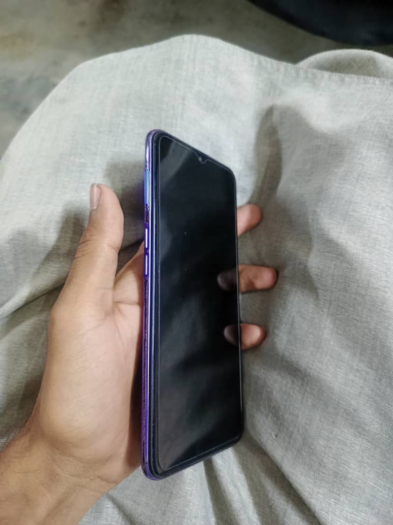 Oppo F11 With BoX 3