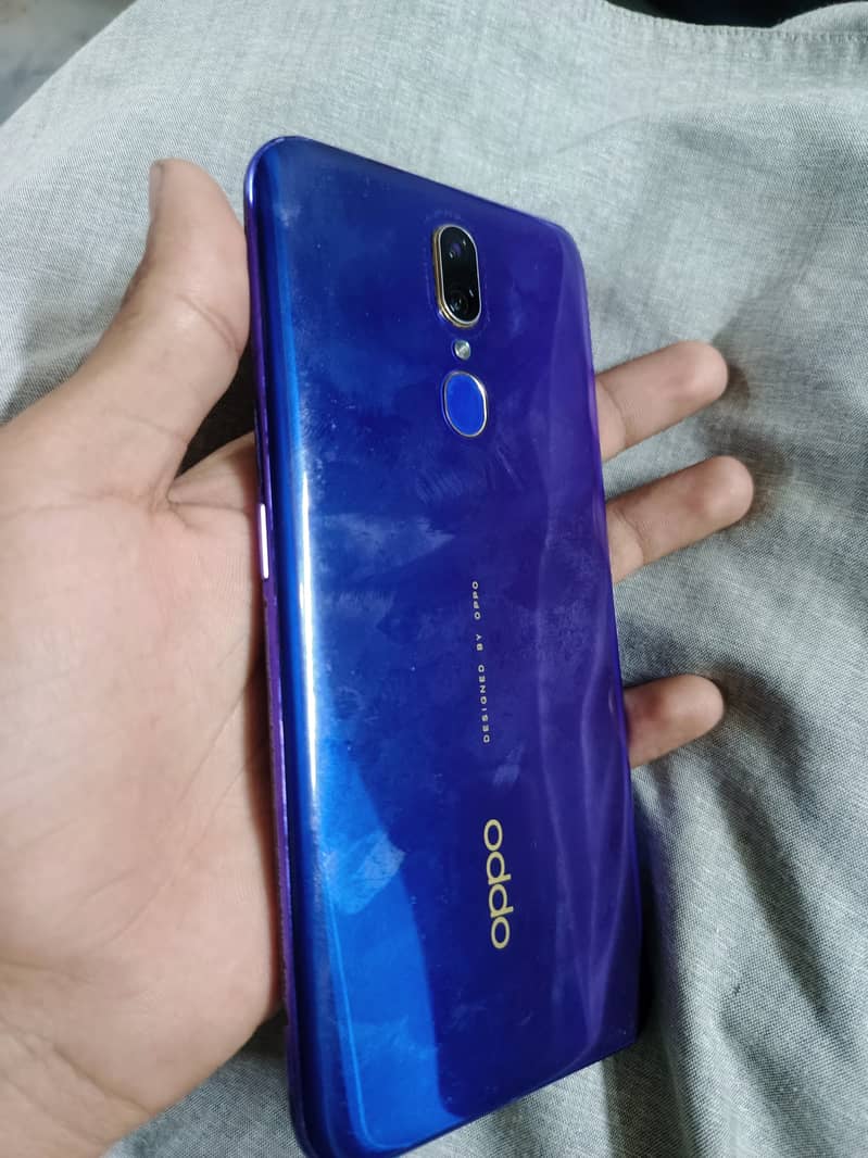 Oppo F11 With BoX 4