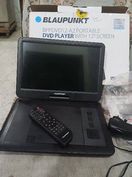 original BLAUPUNKT portable DVD player with 12 " screen 3