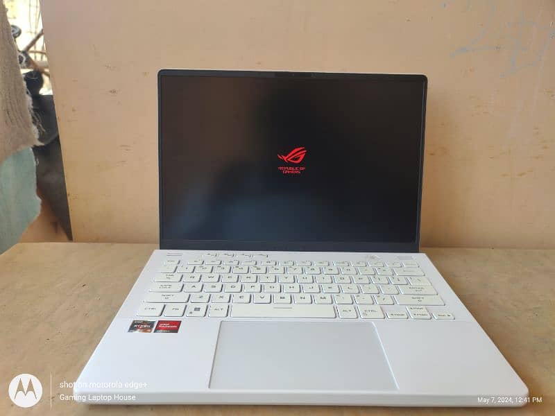 Asus ROG Zephyrus G14 Gaming Laptop 4