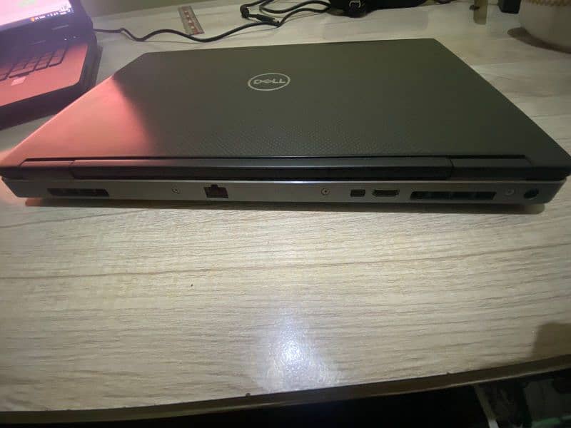 Dell Precision 7530 Mobile Workstation Laptop - 8th Gen Core i7 7