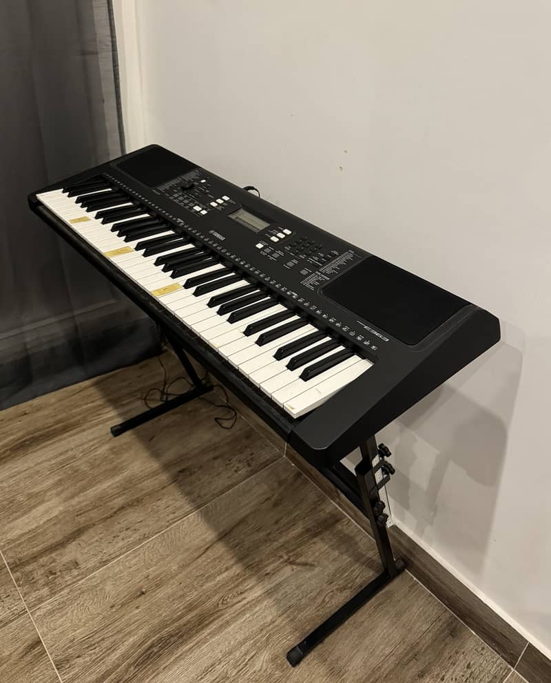 Yamaha Piano PSR- E363 2