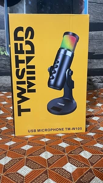 Twisted Minds microphone for gaming, podcasts and streaming 18