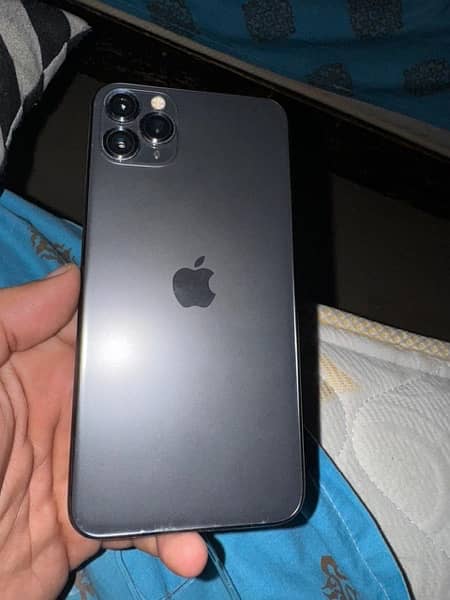 Iphone 11 pro max pta approved  256gb 3