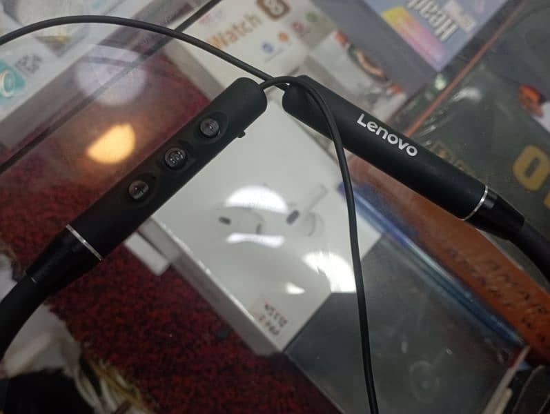 Lenovo wireless earphones 1