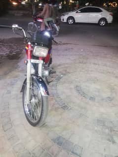 0345/088/90/19. only WhatsApp on Honda CG 125 for sale
