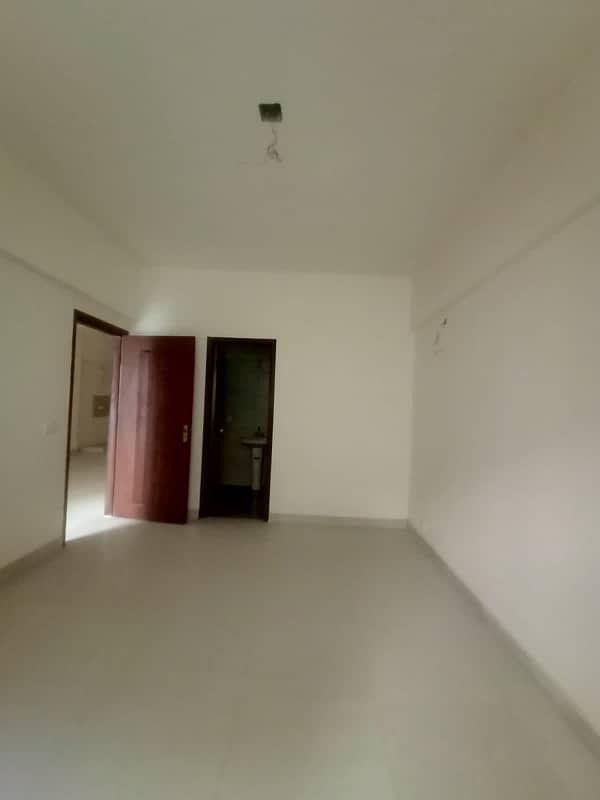 3 BED DD APARTMENT FOR SALE 
LEASED APARTMENT 19