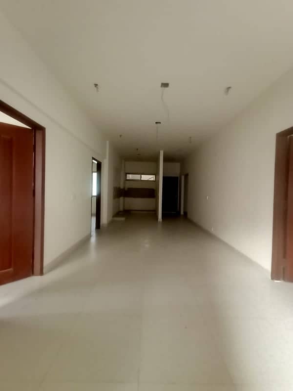 3 BED DD APARTMENT FOR SALE 
LEASED APARTMENT 21