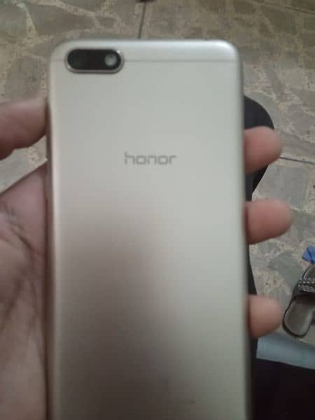 urgent for sell honor 7s mobile charger 4