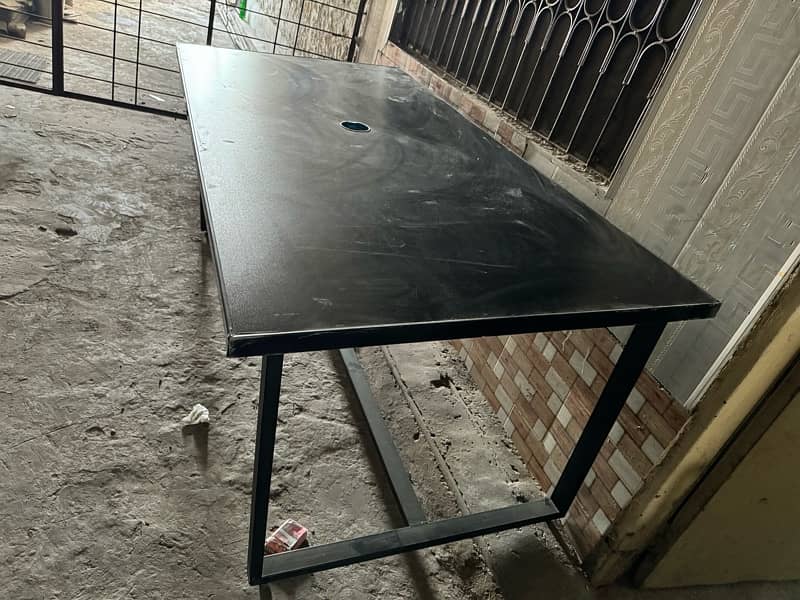 6/3 (feet) conference table (used) 5