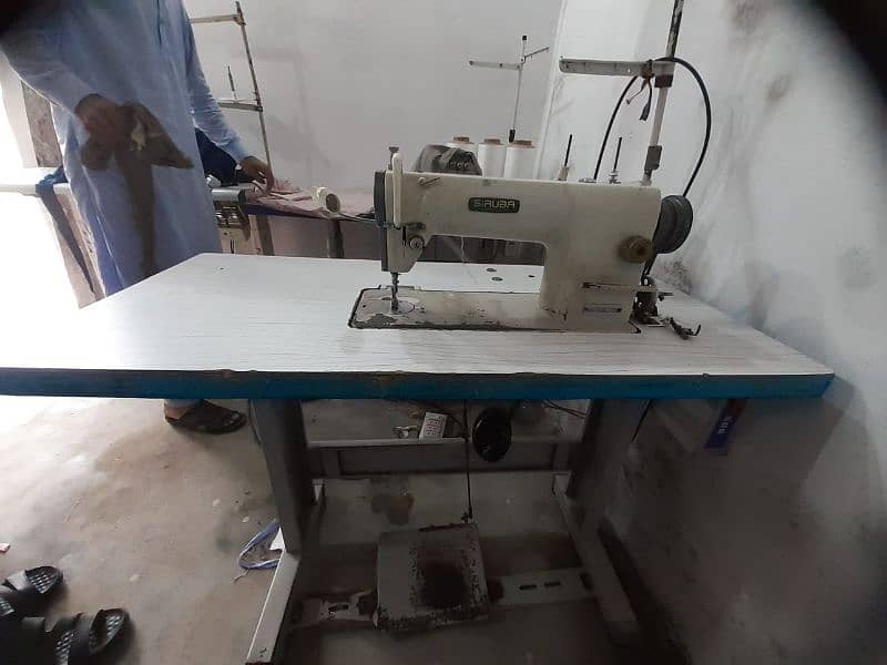 2x sewing machine 2