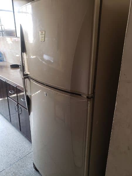 dawlance Refrigerator full size for sale 1