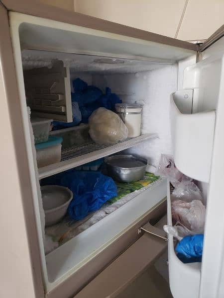 dawlance Refrigerator full size for sale 2